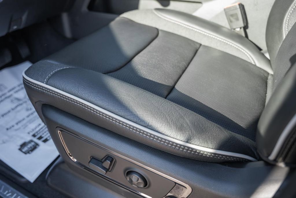 New 2026 RAM 1500 Limited w/ Night Edition image 38