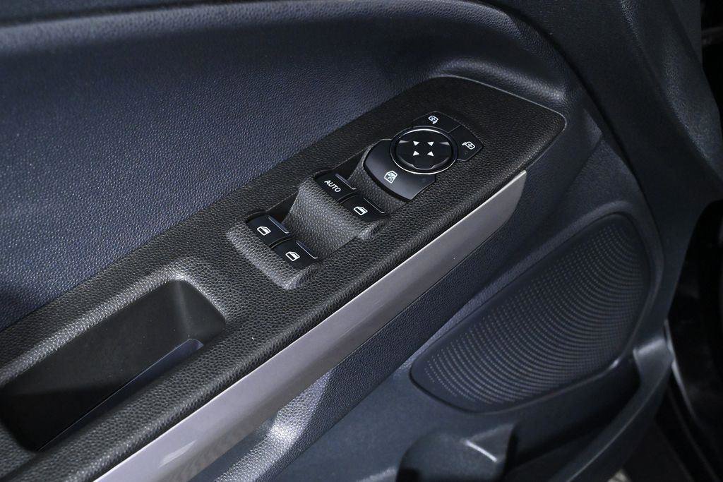 Used 2020 Ford EcoSport Titanium image 20
