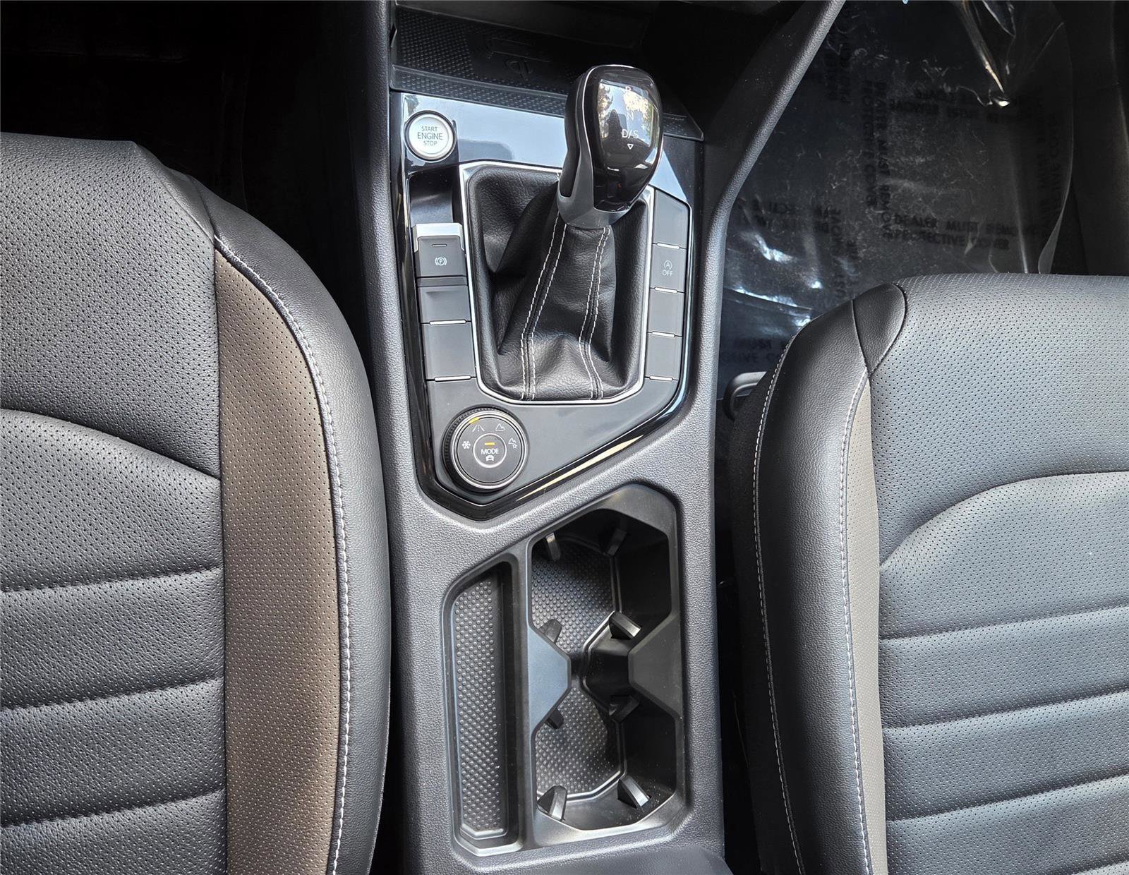 Certified 2023 Volkswagen Taos SEL AWD/4WD image 21