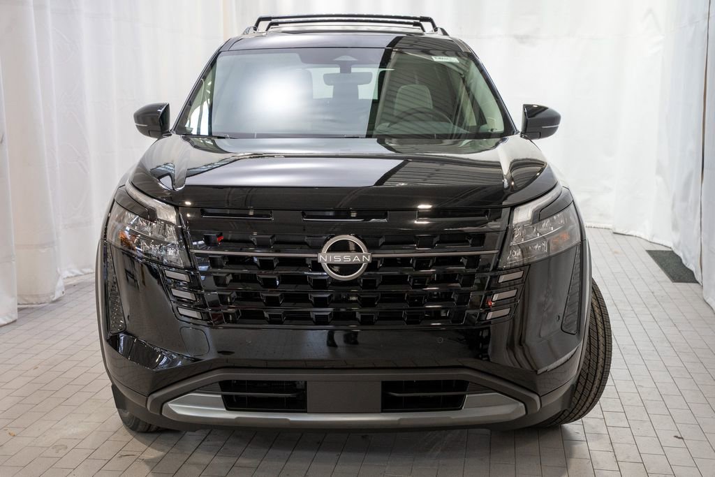 New 2026 Nissan Pathfinder SL w/ SL Premium Package image 2