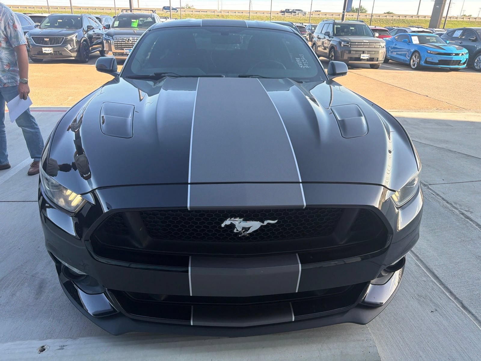 Used 2015 Ford Mustang GT RWD image 2