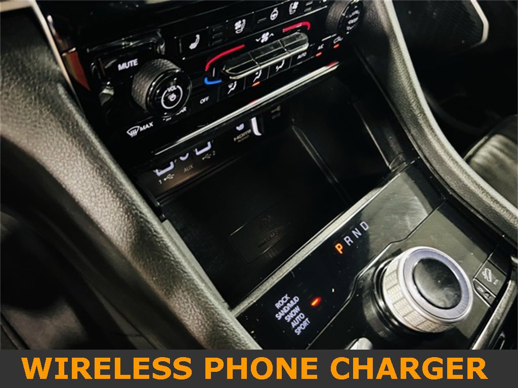 Used 2023 Jeep Grand Cherokee 4WD 4xe w/ Luxury Tech Group II image 11