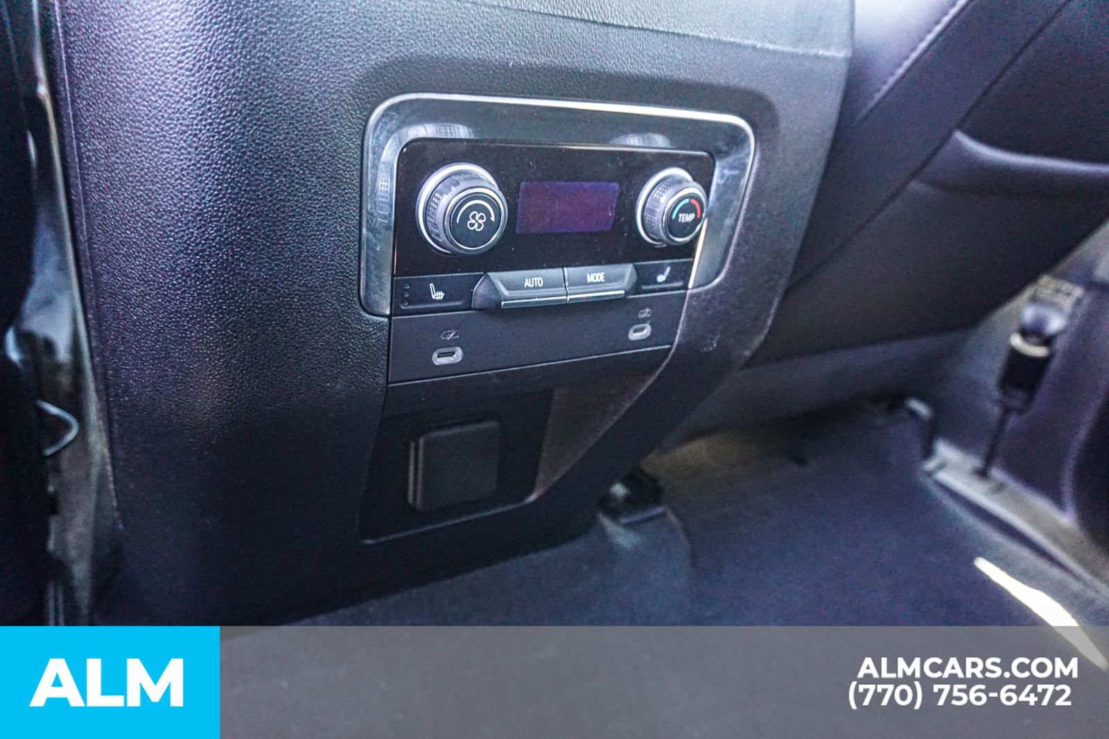 Used 2022 Chevrolet Suburban RST w/ Sport Performance Package AWD/4WD image 63