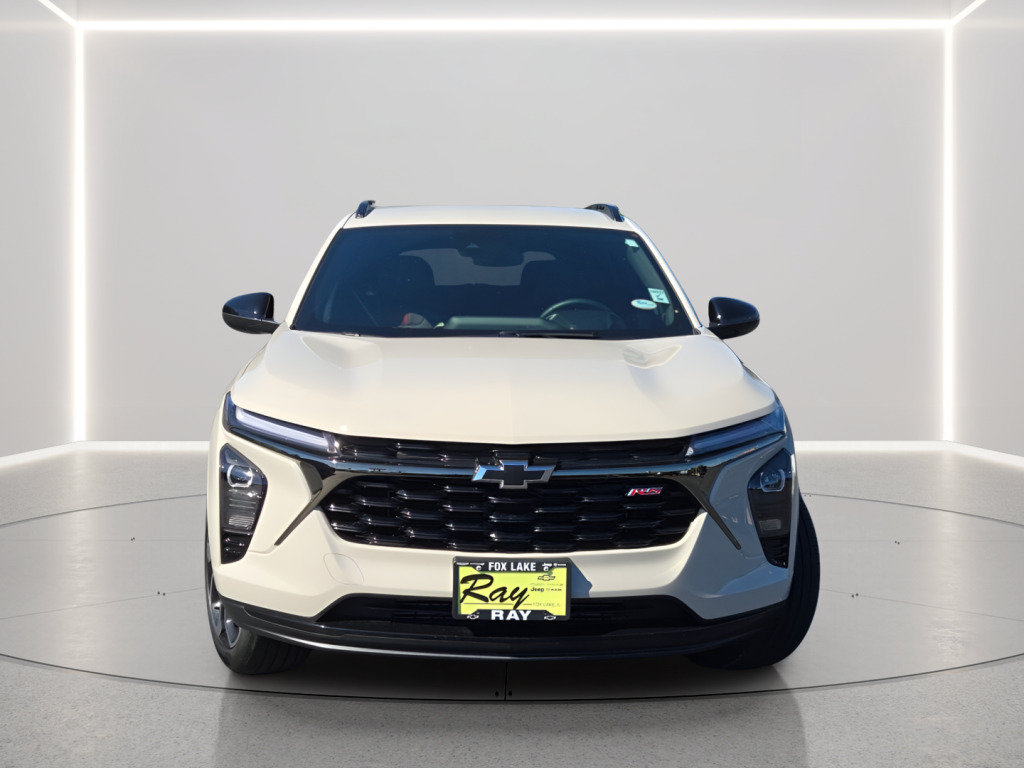 Certified 2026 Chevrolet Trax RS w/ Driver Confidence Package FWD image 4