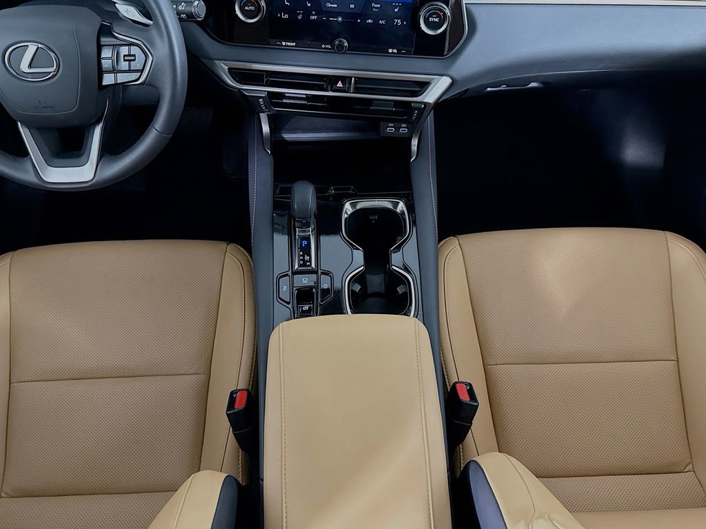 Used 2025 Lexus RX 350 FWD w/ Accessory Package image 16