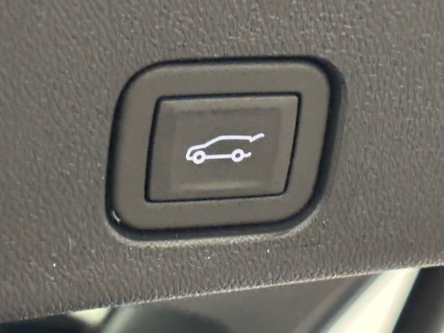 New 2026 GMC Acadia Denali w/ Super Cruise Package image 10