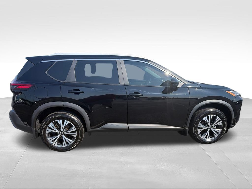 Used 2023 Nissan Rogue SV w/ SV Premium Package AWD/4WD image 6