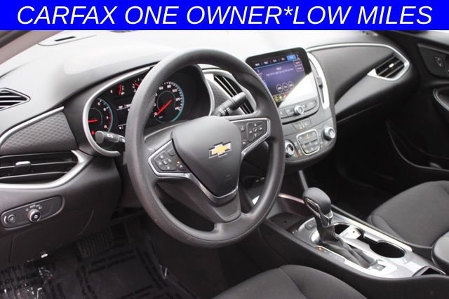 Used 2022 Chevrolet Malibu LT image 16