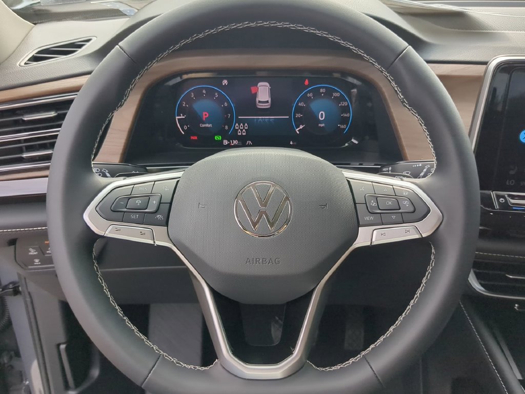 New 2026 Volkswagen Atlas SE FWD image 32