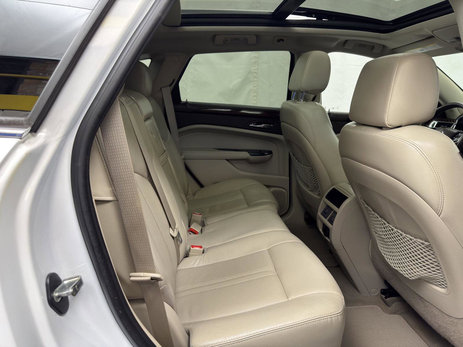 Used 2016 Cadillac SRX Luxury image 37