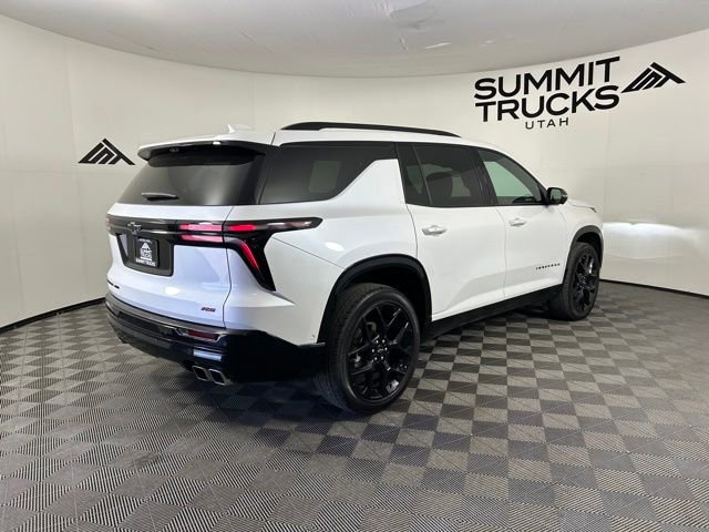 Used 2024 Chevrolet Traverse RS image 4