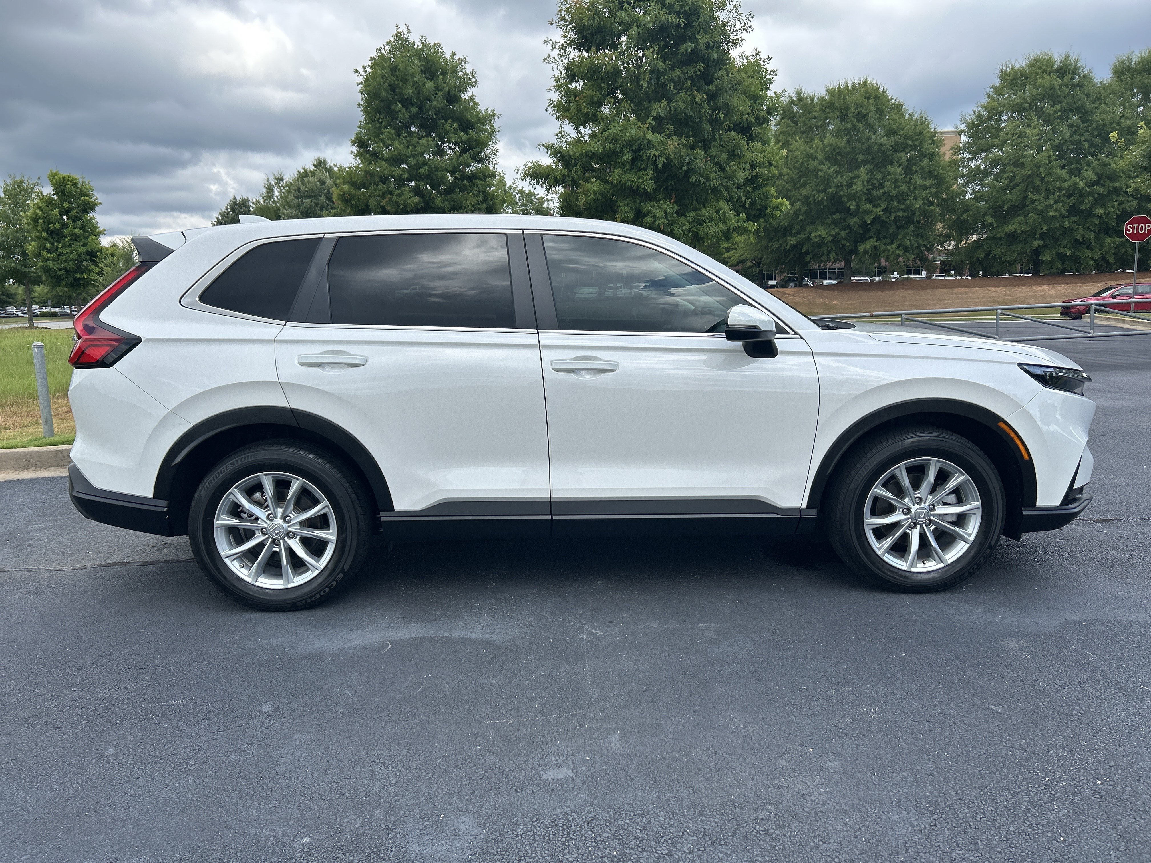 Certified 2024 Honda CR-V EX image 10