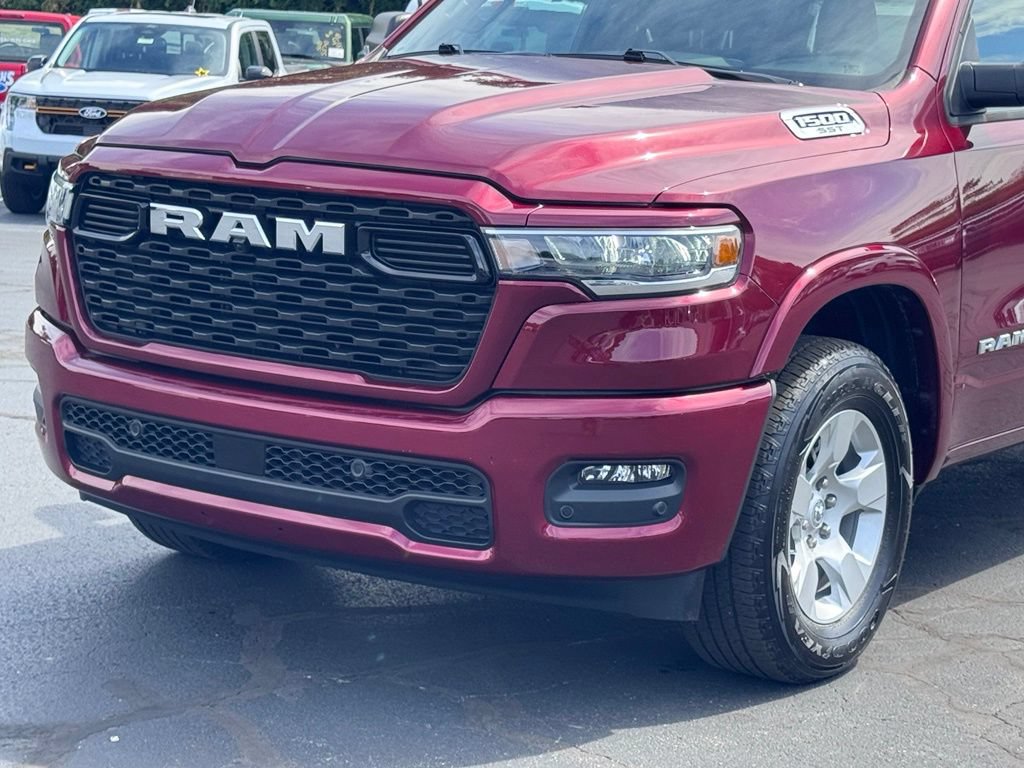 Used 2025 RAM 1500 Big Horn AWD/4WD image 35