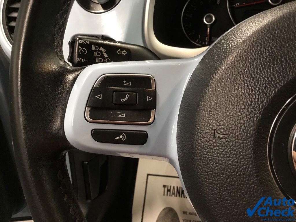 Used 2012 Volkswagen Beetle 2.5 FWD image 32