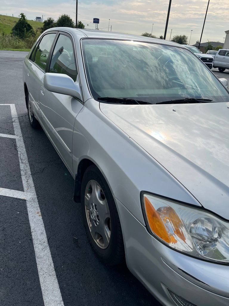 Used 2003 Toyota Avalon XLS FWD image 10