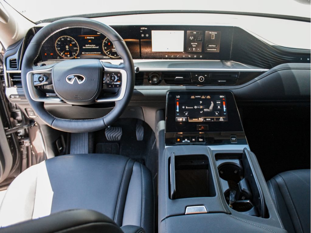 Used 2025 INFINITI QX80 Pure AWD/4WD image 23