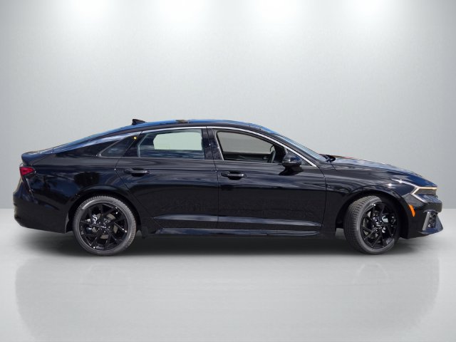 New 2027 Kia K5 GT-Line FWD image 3