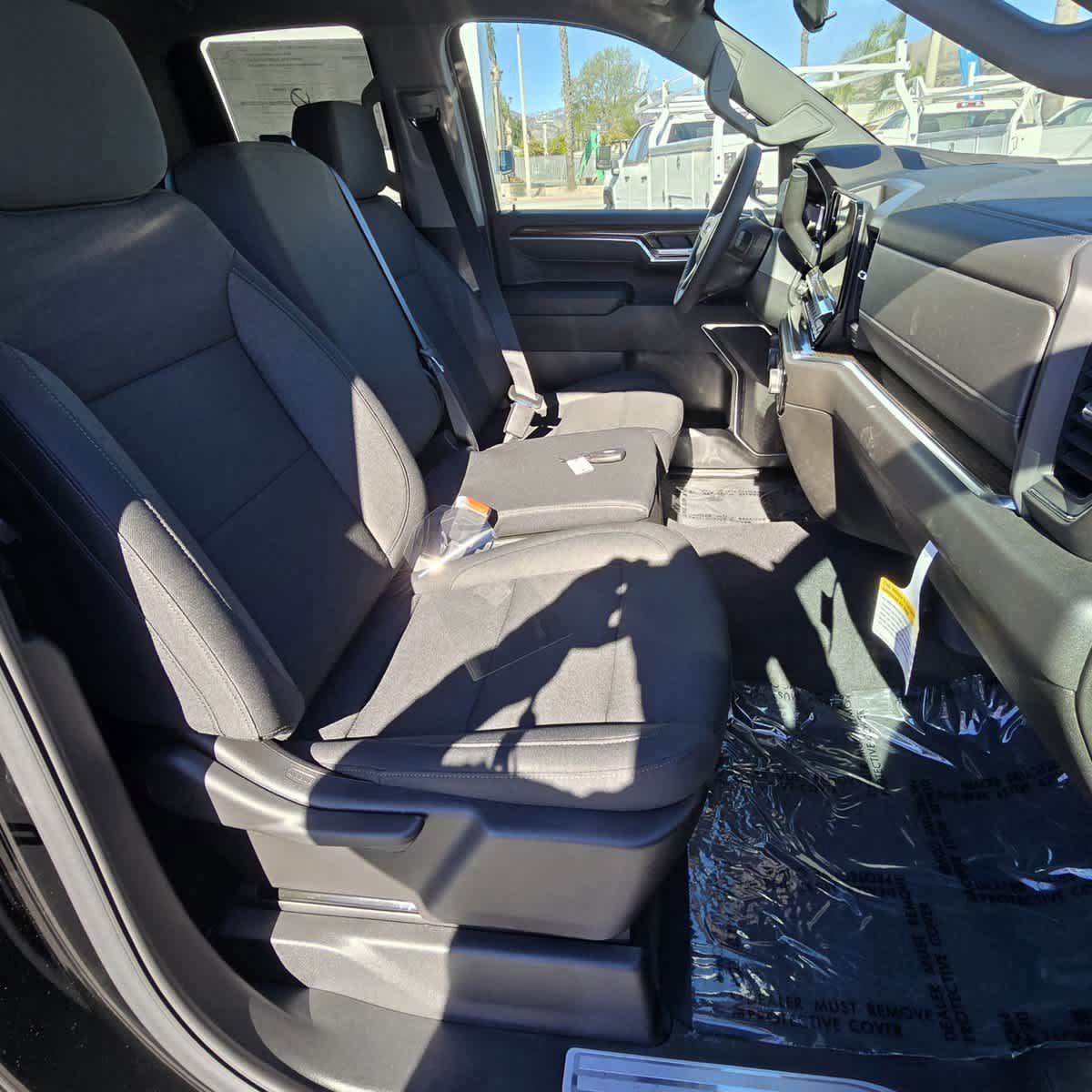Used 2025 Chevrolet Silverado 1500 LT w/ Safety Package RWD image 12