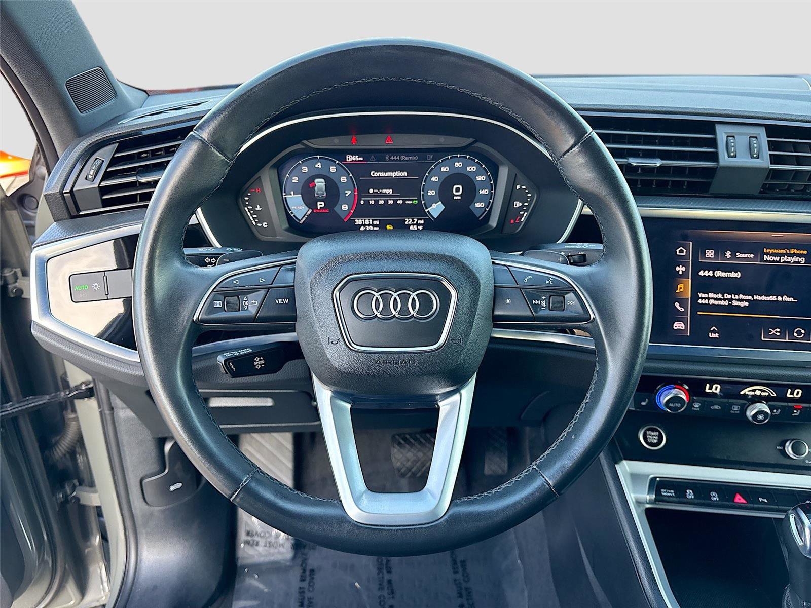 Used 2021 Audi Q3 2.0T Premium w/ Convenience Package image 11