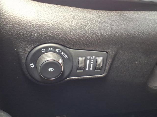 Used 2022 Jeep Compass Limited AWD/4WD image 20
