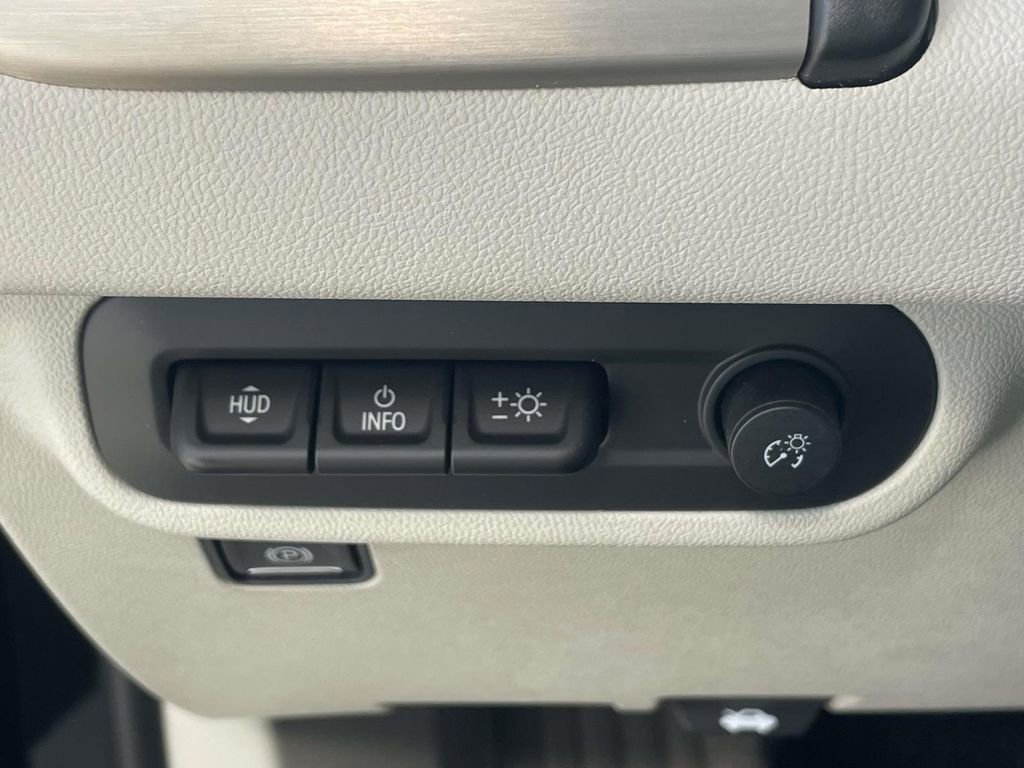 Used 2024 GMC Terrain Denali w/ Denali Premium Package image 22