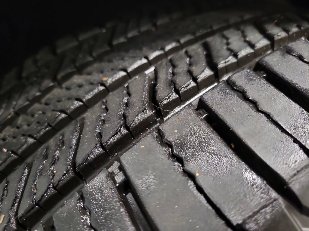 Used 2024 Ford Mustang Premium image 11