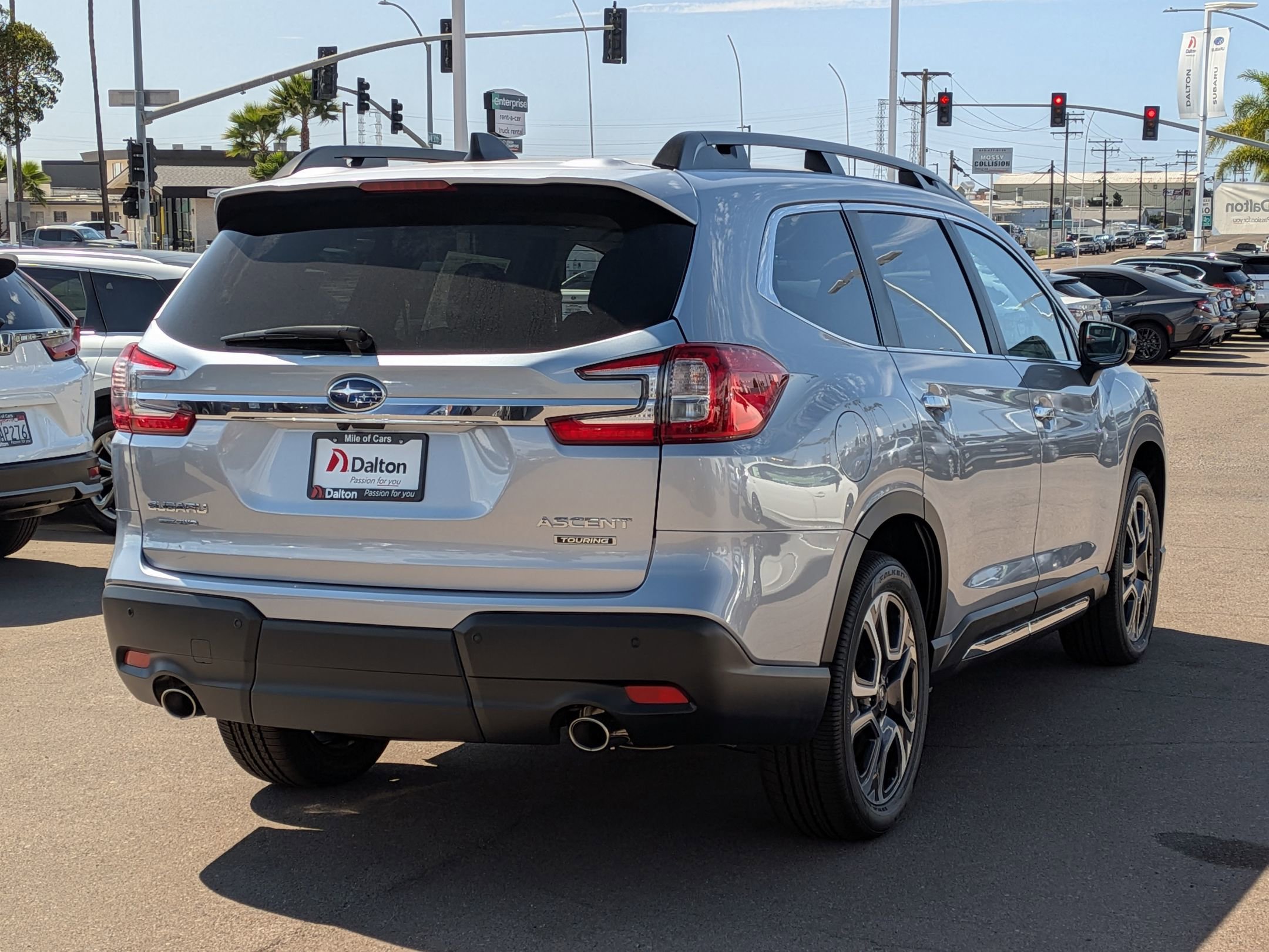 New 2025 Subaru Ascent Touring image 4