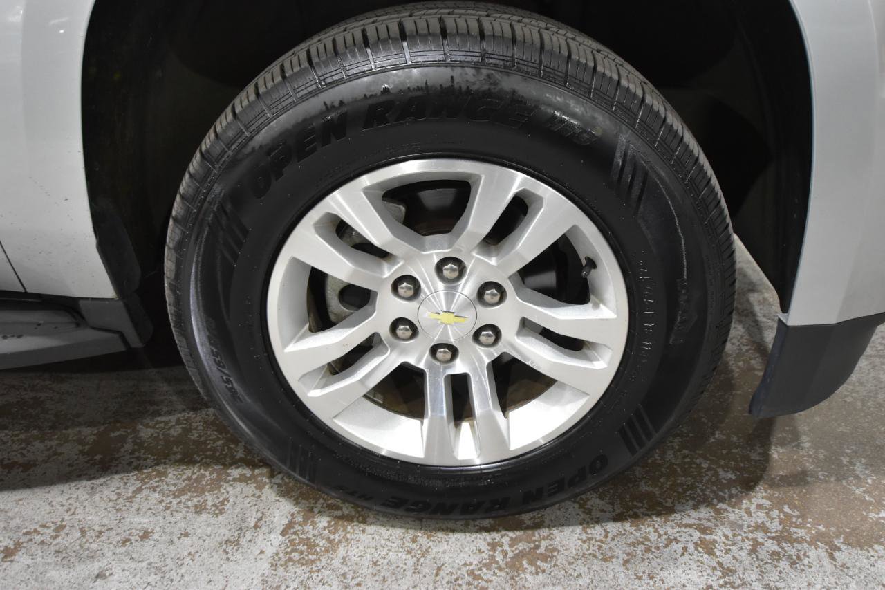 Used 2015 Chevrolet Suburban LT AWD/4WD image 61