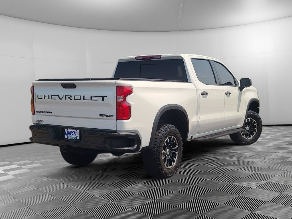 Used 2024 Chevrolet Silverado 1500 ZR2 w/ Technology Package AWD/4WD image 4