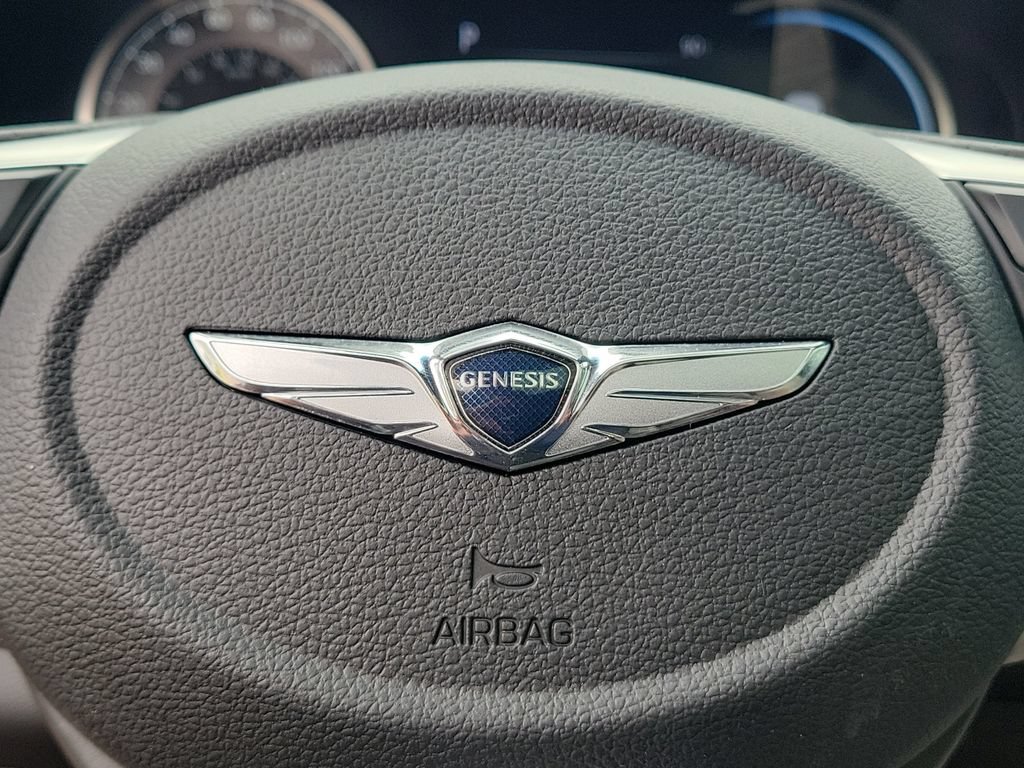 Used 2022 Genesis G70 3.3T RWD image 21