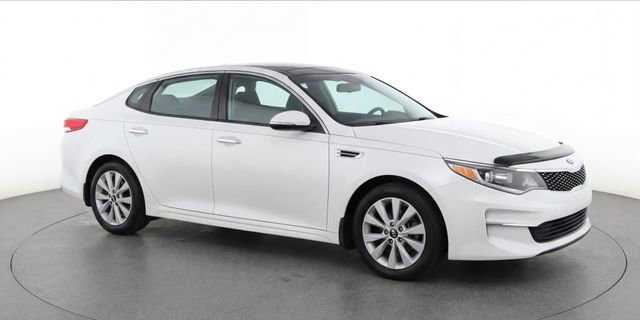 Used 2016 Kia Optima EX w/ Premium Package image 8
