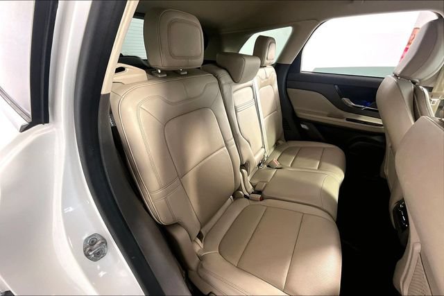 Used 2023 Lincoln Corsair Reserve FWD image 25