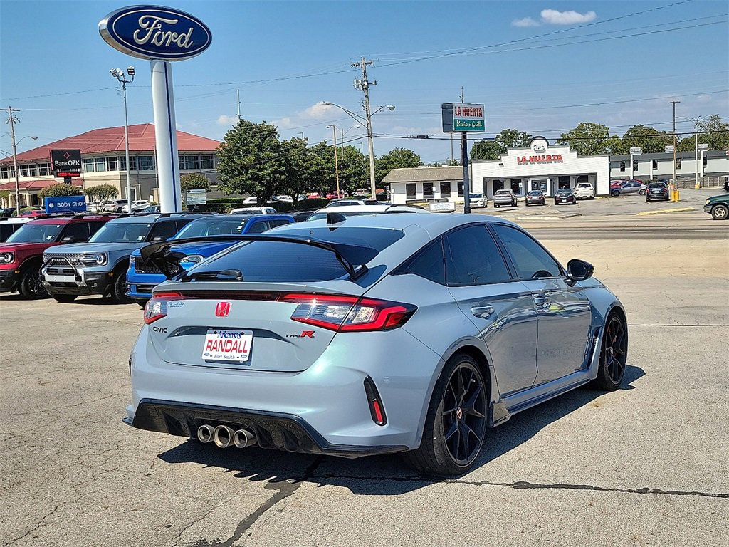 Used 2024 Honda Civic Type R image 5