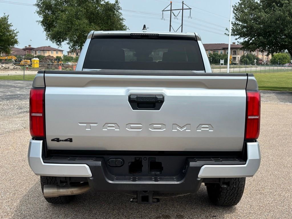 Used 2024 Toyota Tacoma TRD Off-Road AWD/4WD image 5