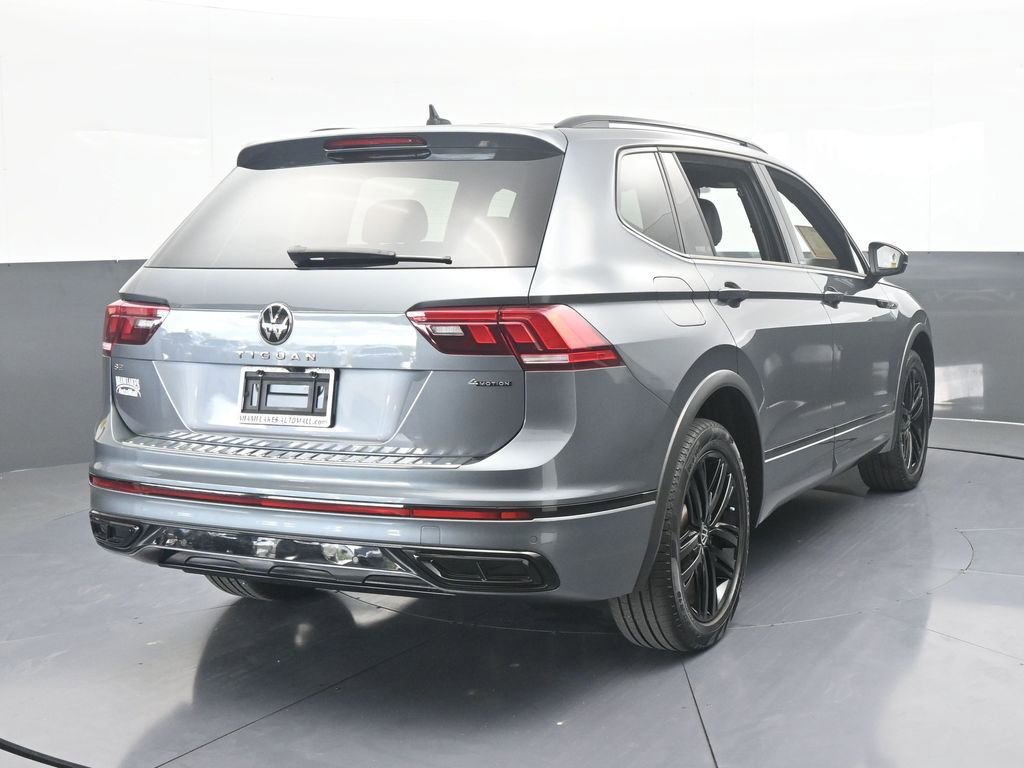 Used 2022 Volkswagen Tiguan SE R-Line image 5
