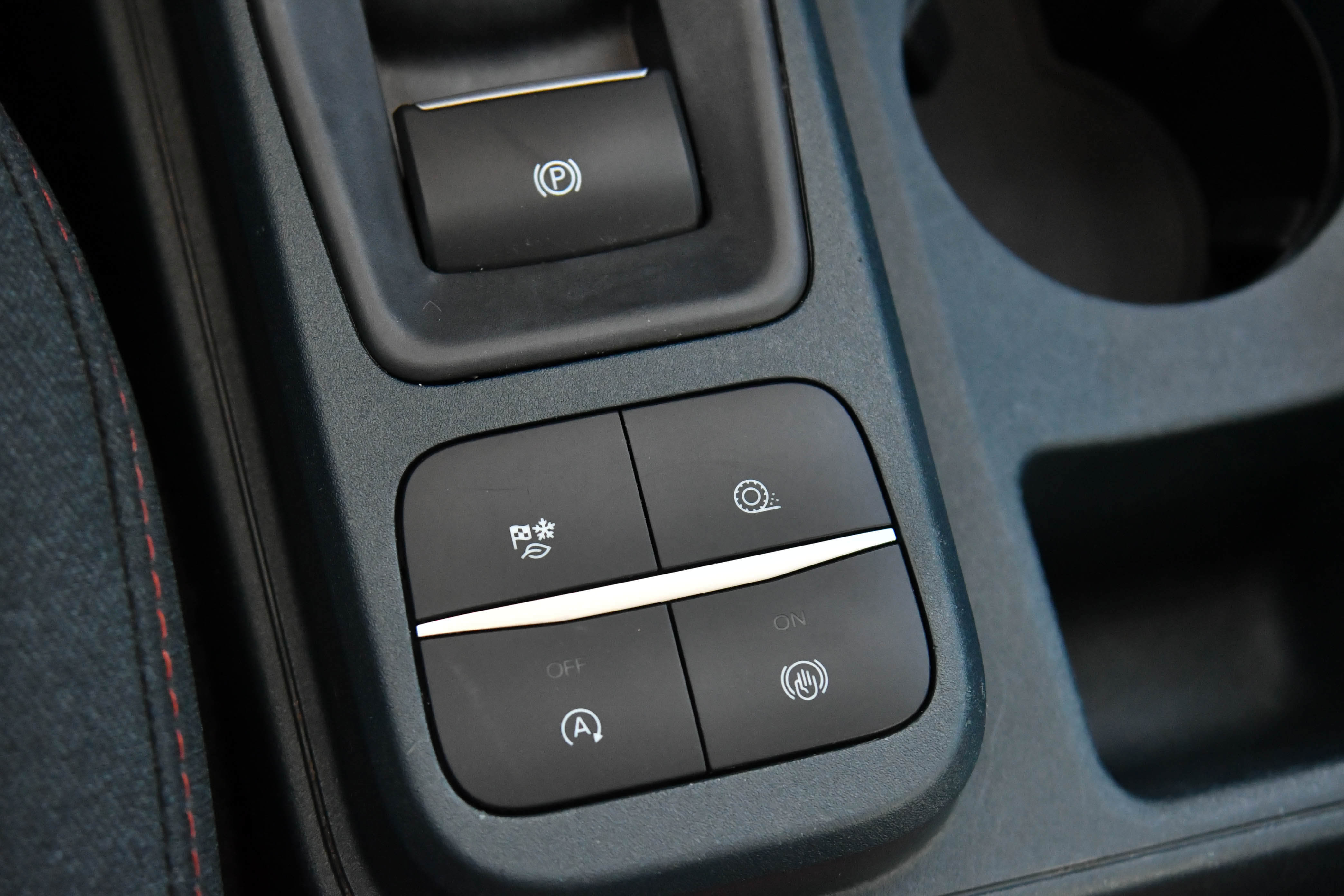 Used 2022 Ford Maverick XLT image 28