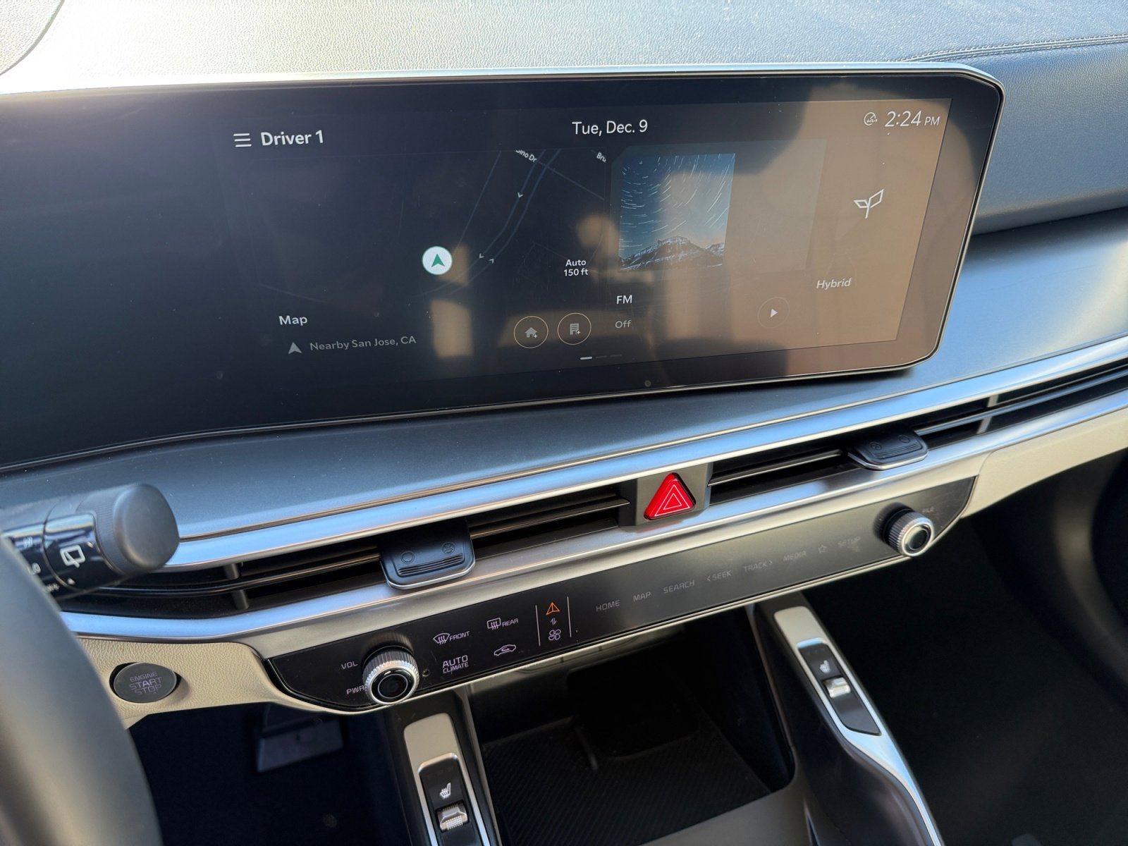 Certified 2025 Kia Sorento EX image 12