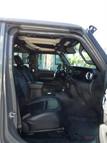 Used 2020 Jeep Wrangler Unlimited Sahara AWD/4WD image 50