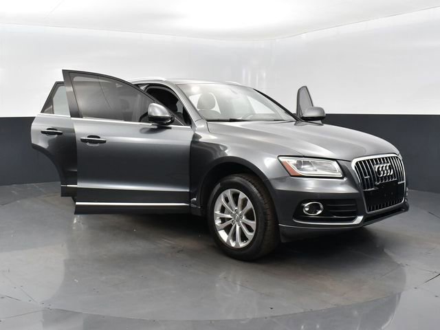 Used 2015 Audi Q5 2.0T Premium Plus w/ Technology Package AWD/4WD image 29