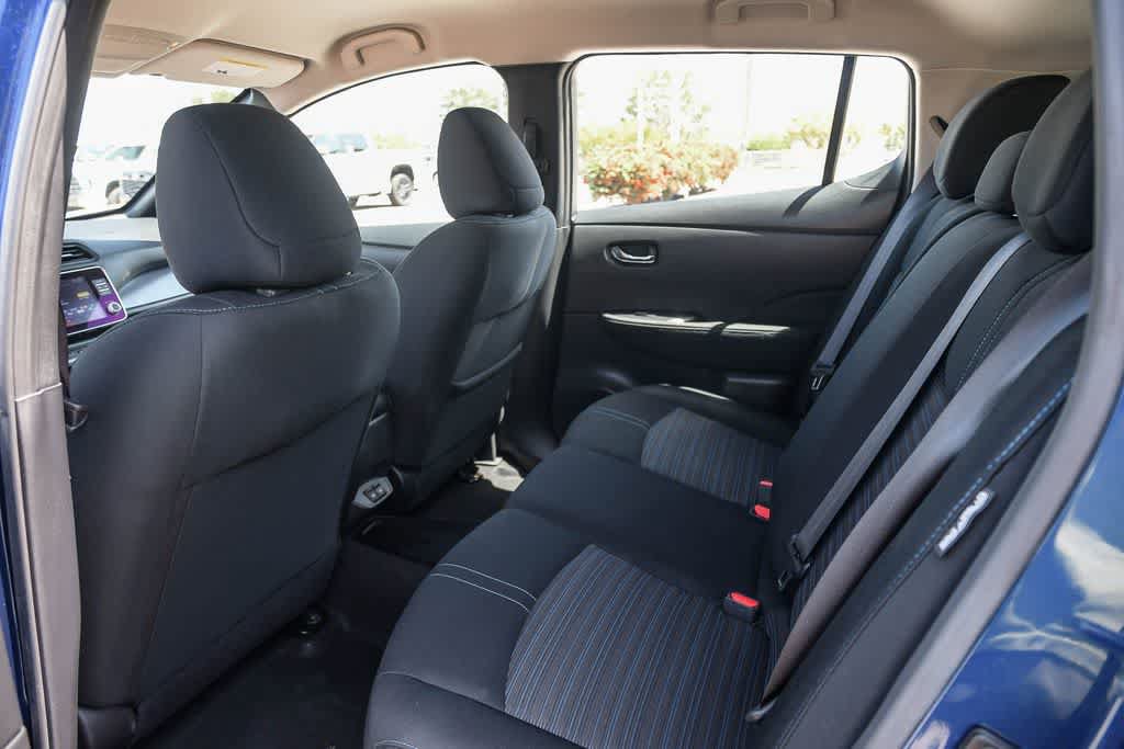 Used 2022 Nissan Leaf S FWD image 18