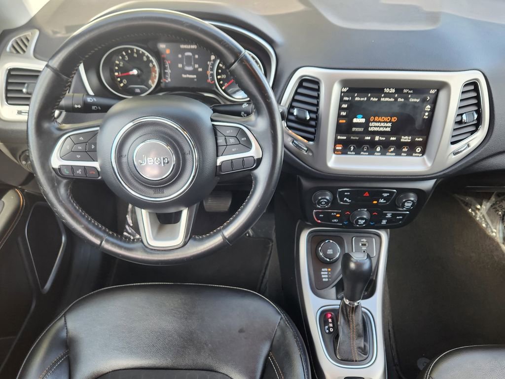 Used 2018 Jeep Compass Latitude w/ Popular Equipment Group image 3