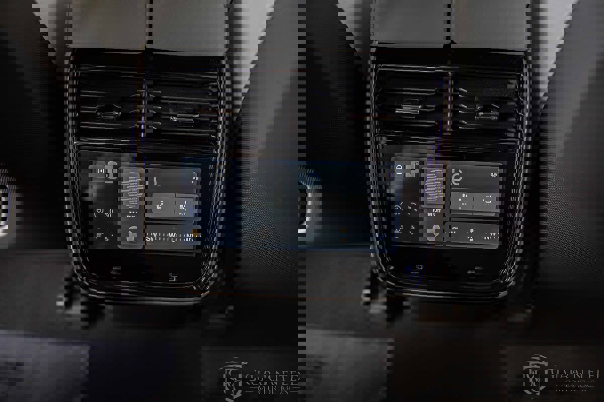 Used 2024 Rivian R1S Adventure image 36