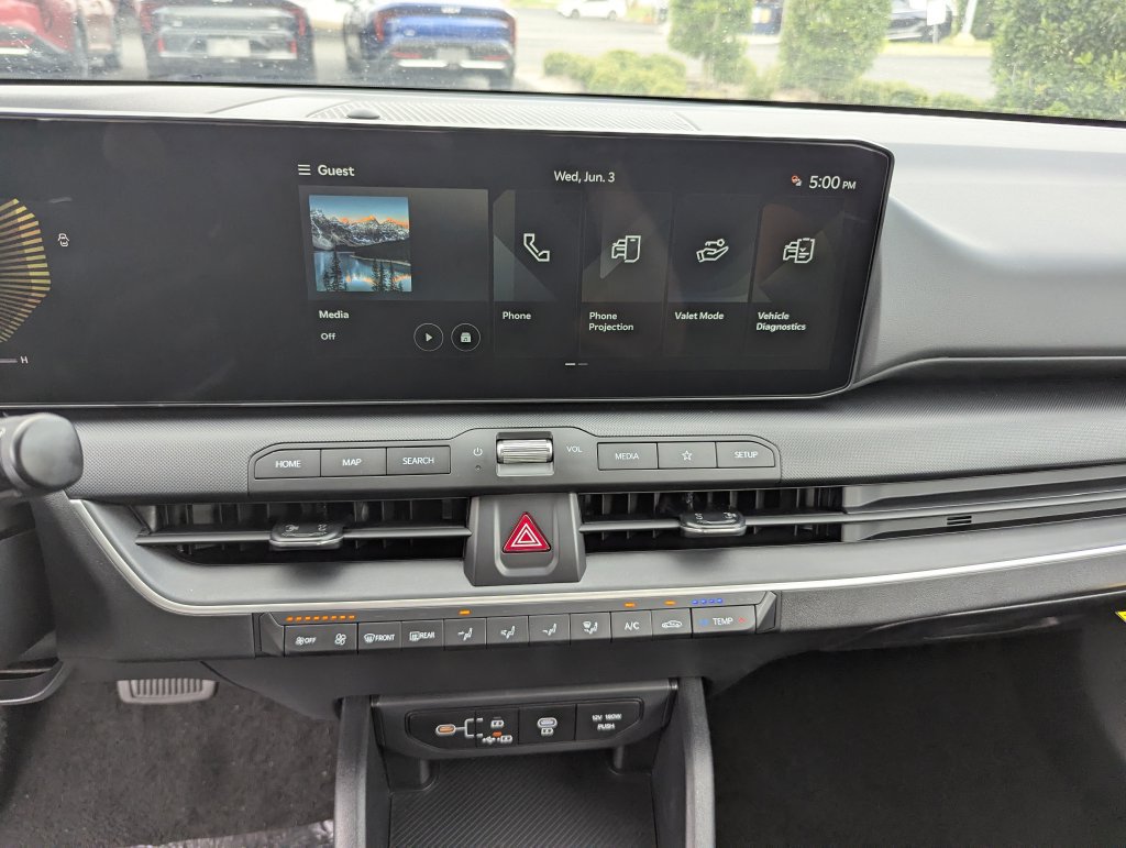 New 2026 Kia K4 FWD image 21