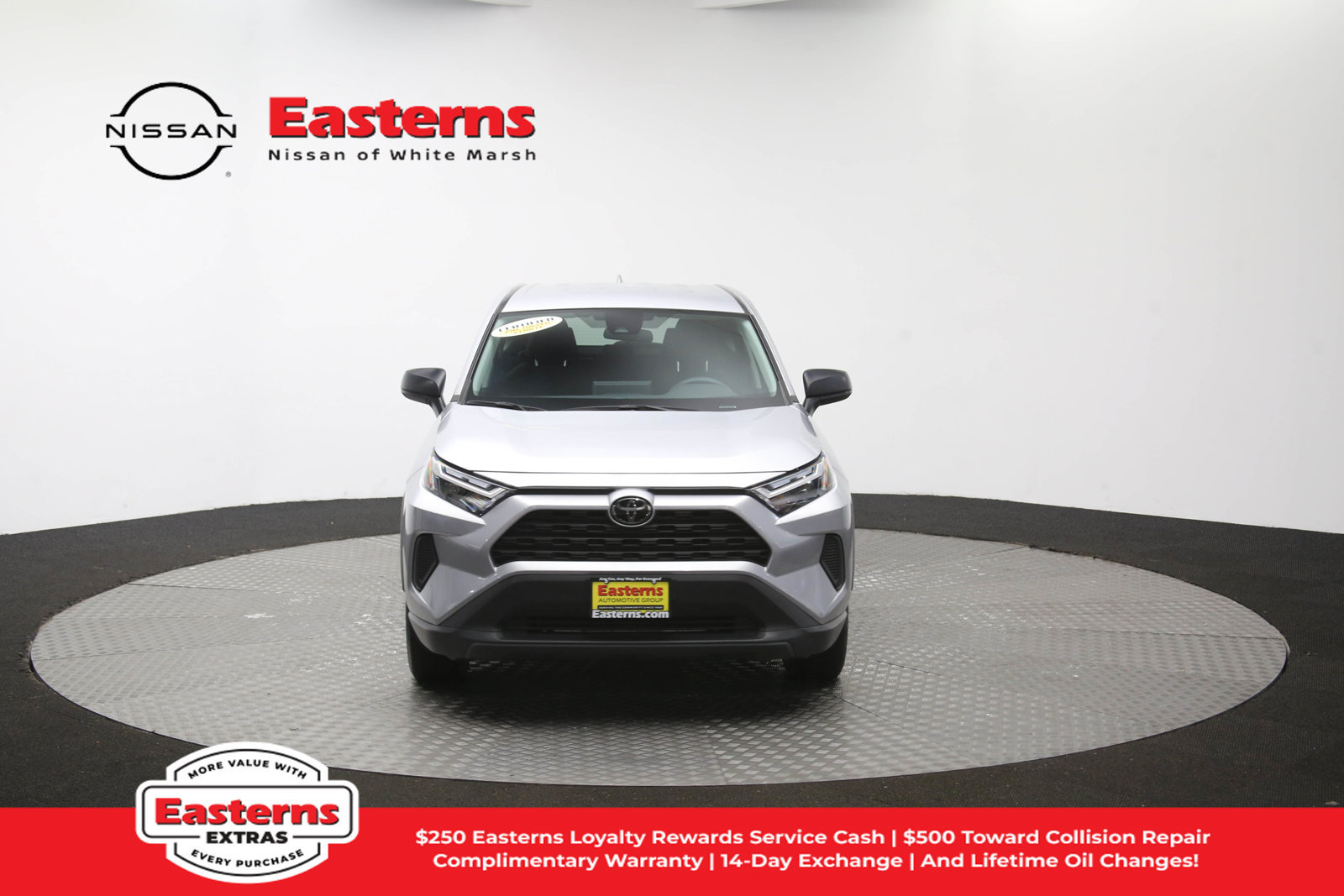 Used 2025 Toyota RAV4 LE AWD/4WD image 51