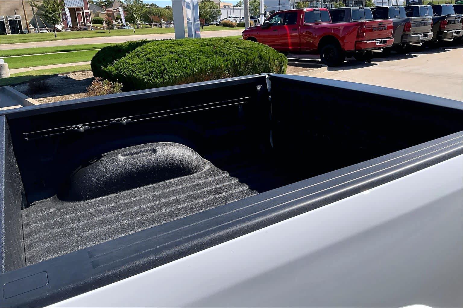 New 2027 RAM 1500 Laramie AWD/4WD image 16