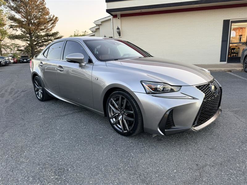 Used 2018 Lexus IS 300 F Sport w/ F Sport Package RWD image 3