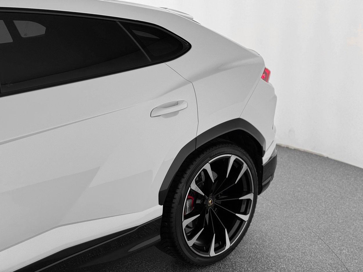 Used 2021 Lamborghini Urus image 43