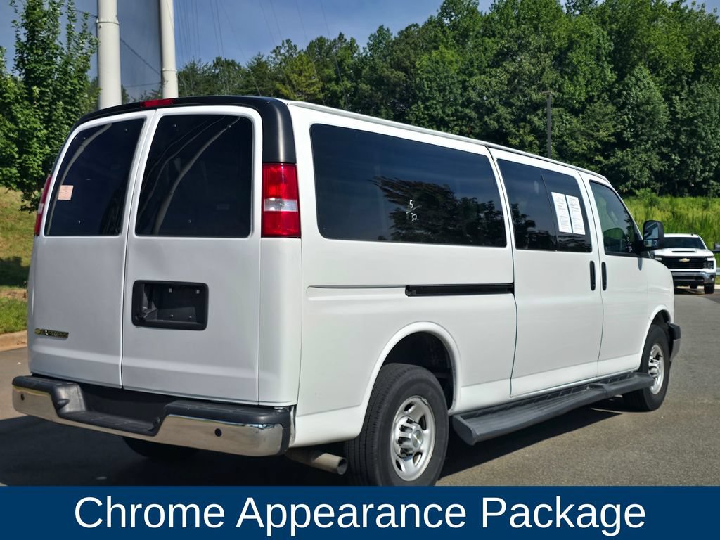 Used 2023 Chevrolet Express 3500 LT w/ LT Preferred Equipment Group RWD image 3