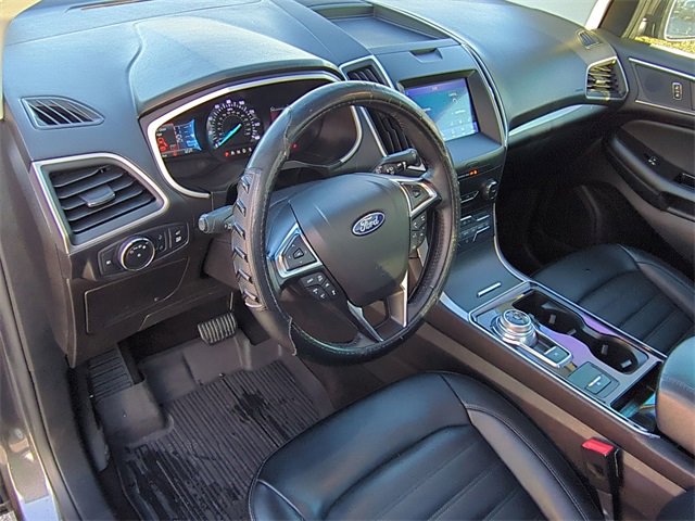 Used 2020 Ford Edge SEL w/ Convenience Package image 9