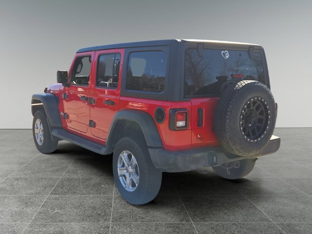 Used 2018 Jeep Wrangler Unlimited Sport S AWD/4WD image 3